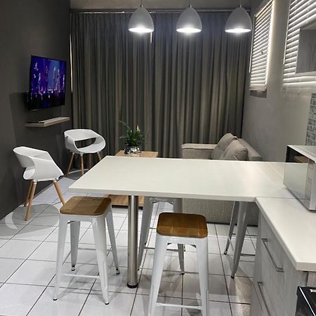 Adventure Apartment - Colchester - 5Km From Elephant Park المظهر الخارجي الصورة