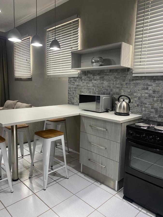 Adventure Apartment - Colchester - 5Km From Elephant Park المظهر الخارجي الصورة