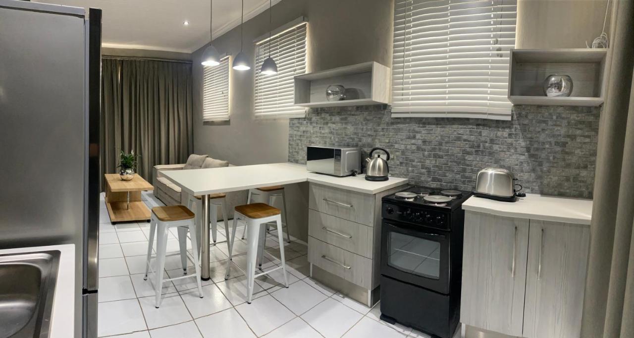 Adventure Apartment - Colchester - 5Km From Elephant Park المظهر الخارجي الصورة