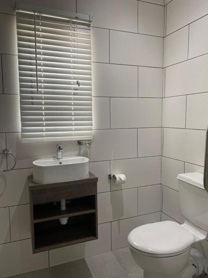 Adventure Apartment - Colchester - 5Km From Elephant Park المظهر الخارجي الصورة